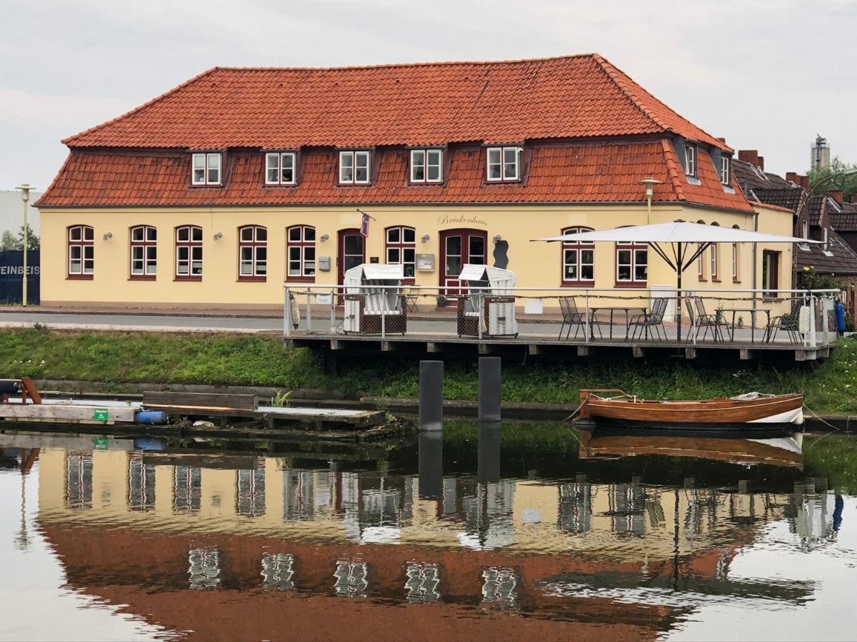 Hotel Das Brueckenhaus กลึคชตัดท์ ภายนอก รูปภาพ